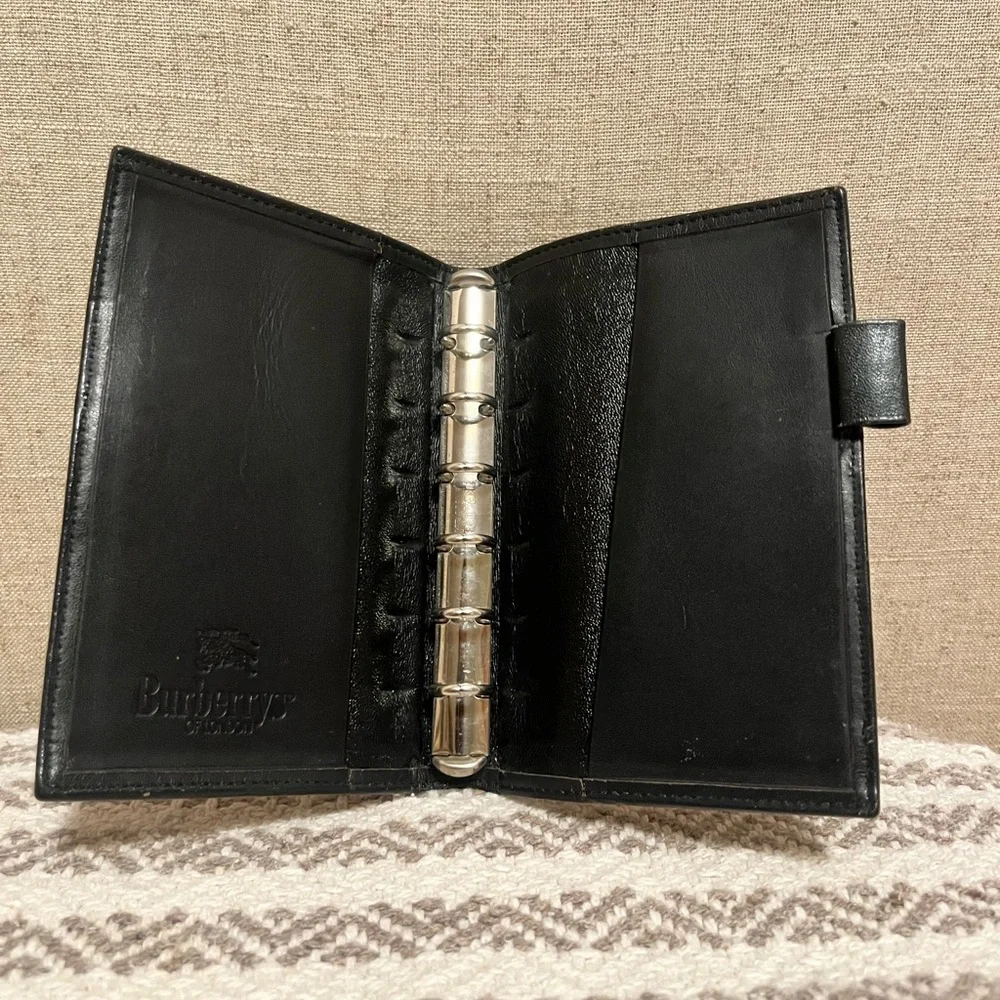 Vintage Burberry pocket planner